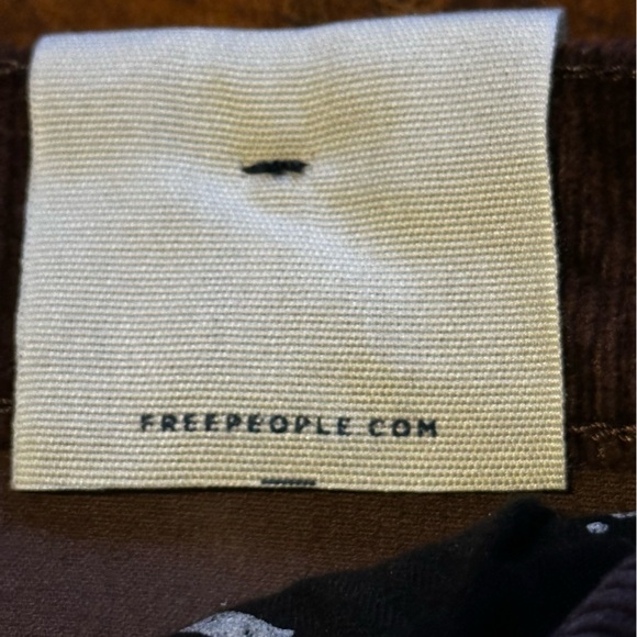 NWT We The Free Risk Taker Cord Straight Leg in Chocolate Truffle Sz 28 - Picture 11 of 16